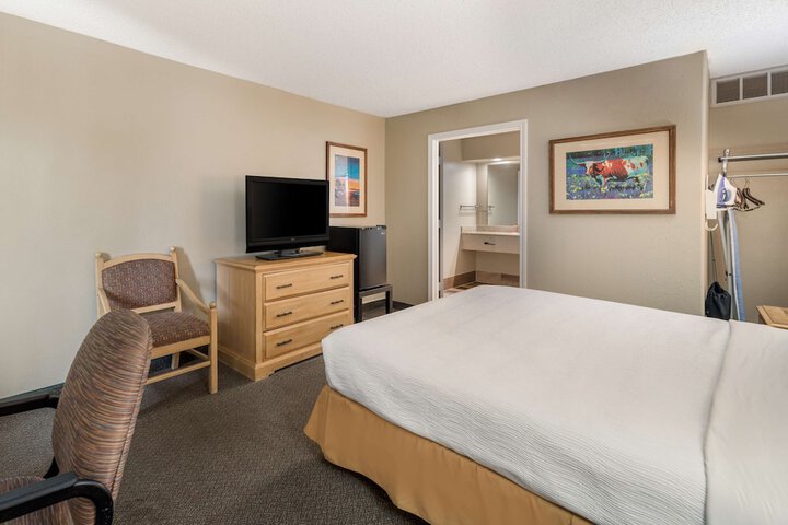 Room 42 of 86