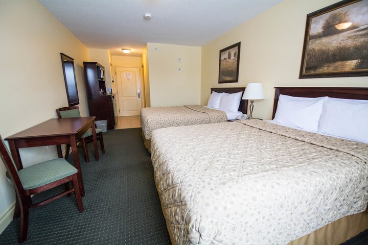 Room 11 of 22
