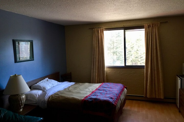 Room 34 of 38