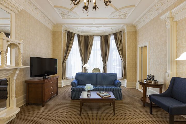 Room 28 of 31
