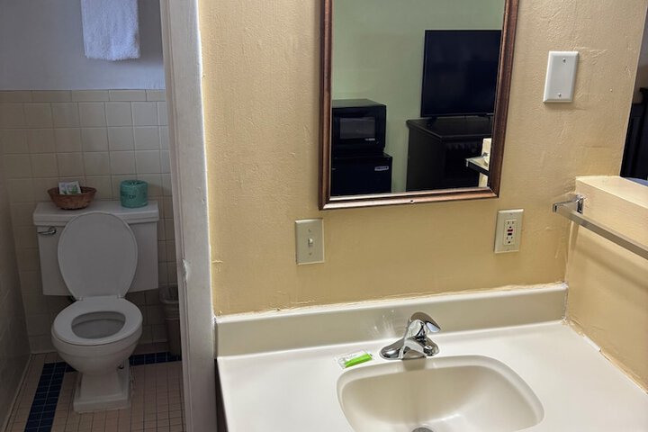 Budget Host Inn Somerset