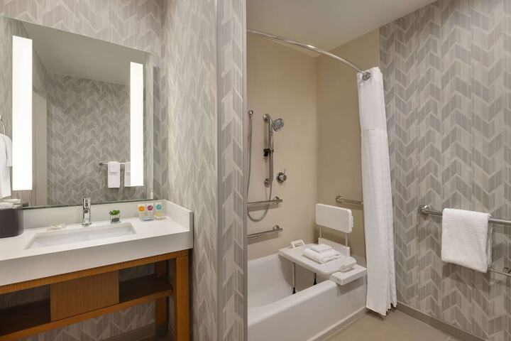 Room 12 of 54