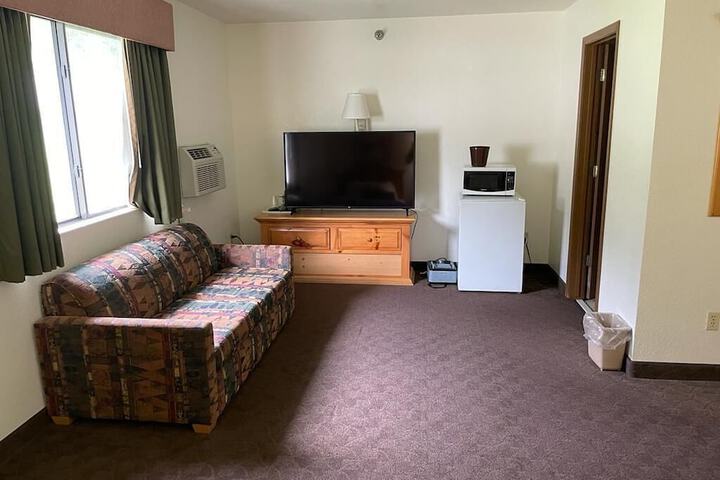 Room 17 of 19