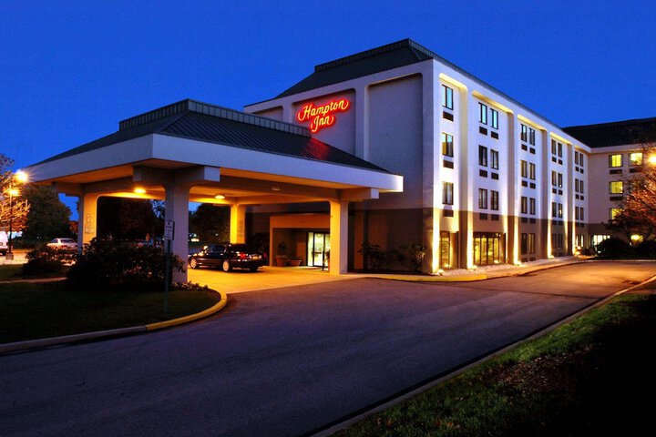 Hotel 5 of 77