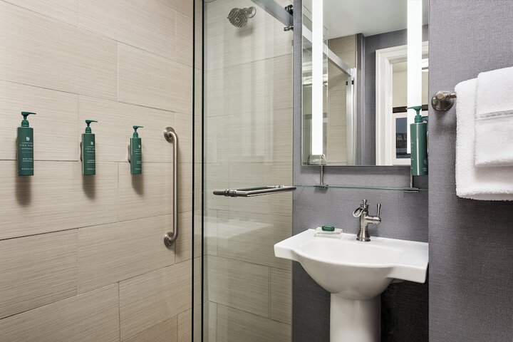 Hotel Alex Johnson Rapid City Curio Collection by Hilton