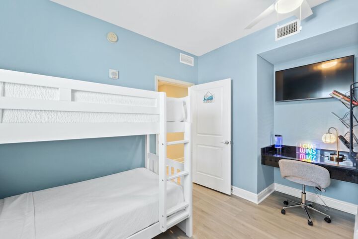 Room 119 of 284