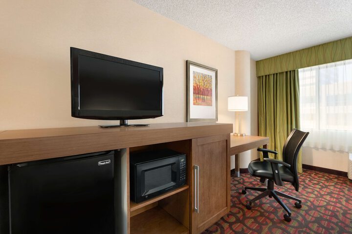Room 10 of 39