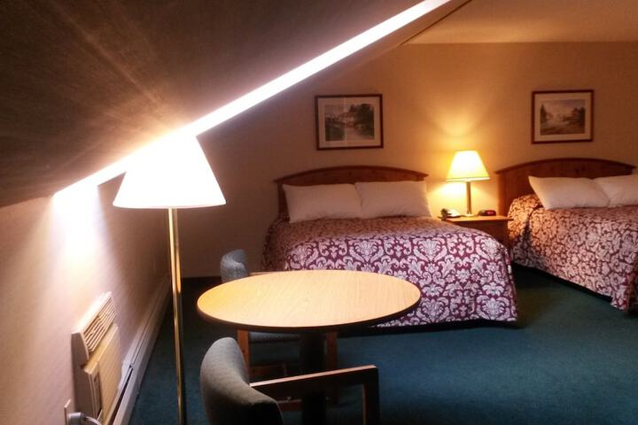 Room 31 of 77