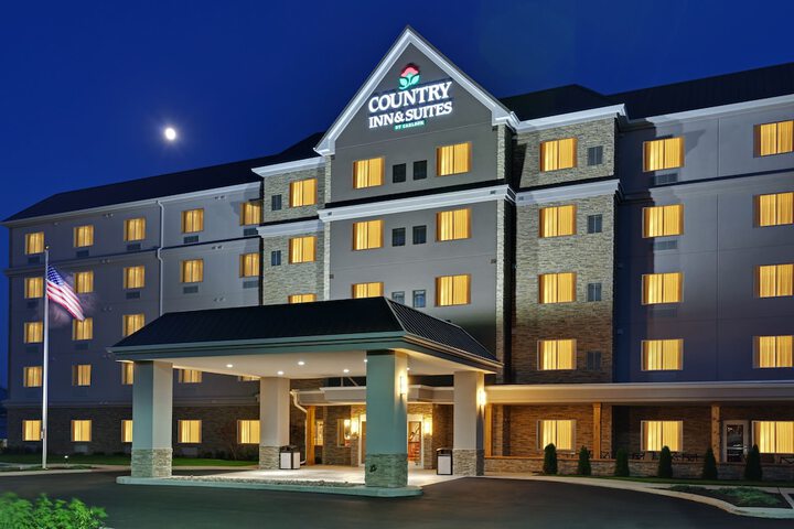 Country Inn & Suites by Radisson Buffalo South I-90, NY
