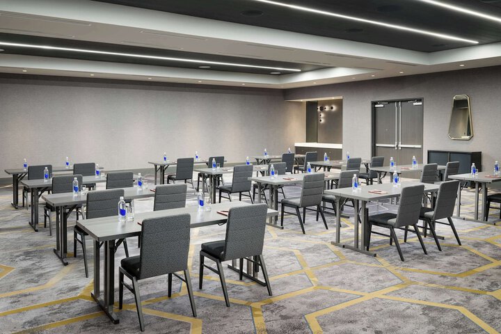 Tempo by Hilton Raleigh Downtown