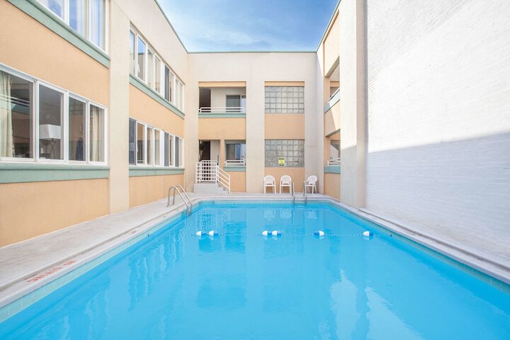Pool 3 of 22