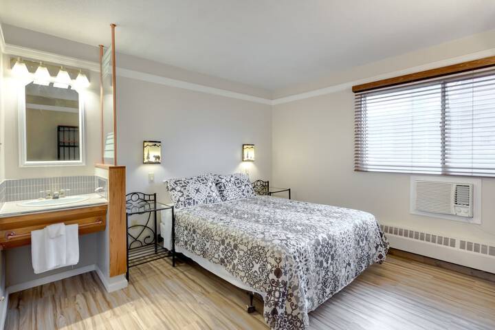 Room 43 of 52