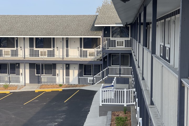 Hotel 4 of 22