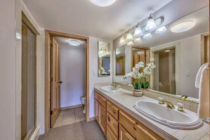 Luxury 2br + Loft Lodge at Kirkwood Unbeatable Location 2 Bedroom Condo by RedAwning
