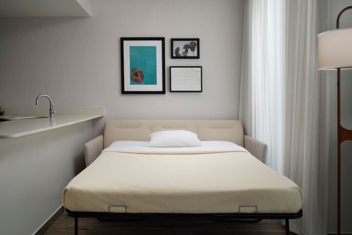 Room 62 of 97
