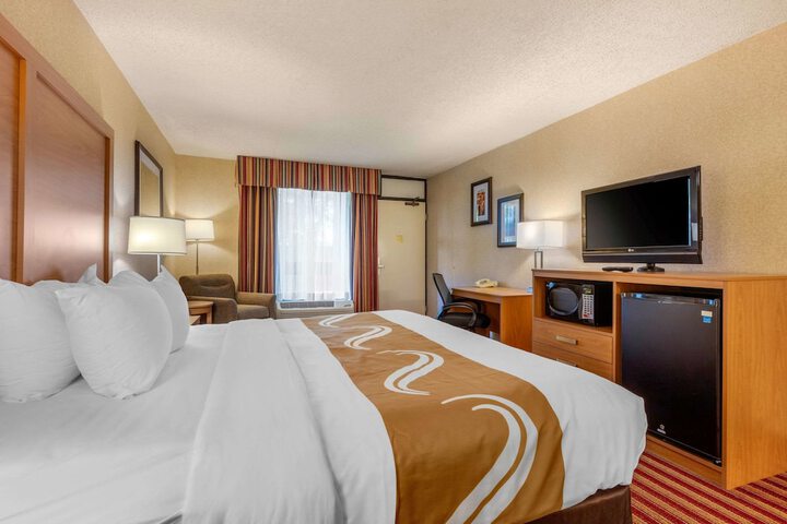 Quality Inn Exit 4