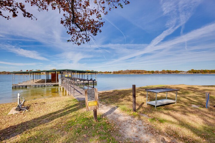 On-site Boat Ramp: Pet-friendly Kerens Studio!