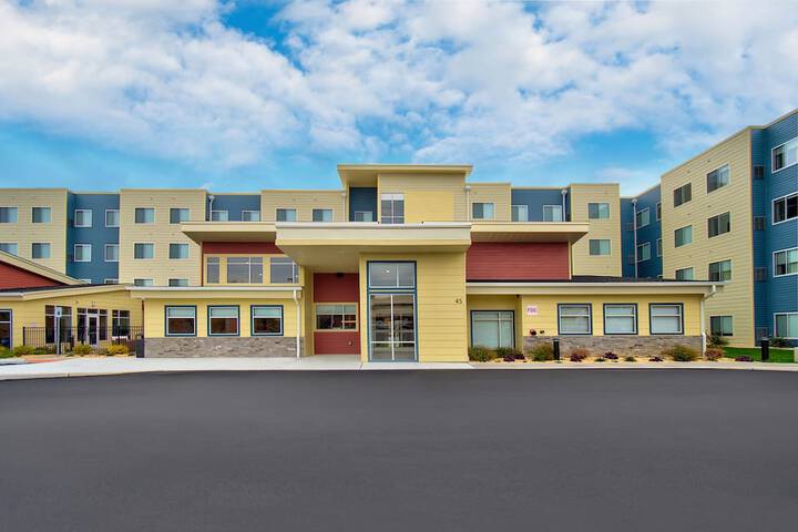 Hotel 2 of 27