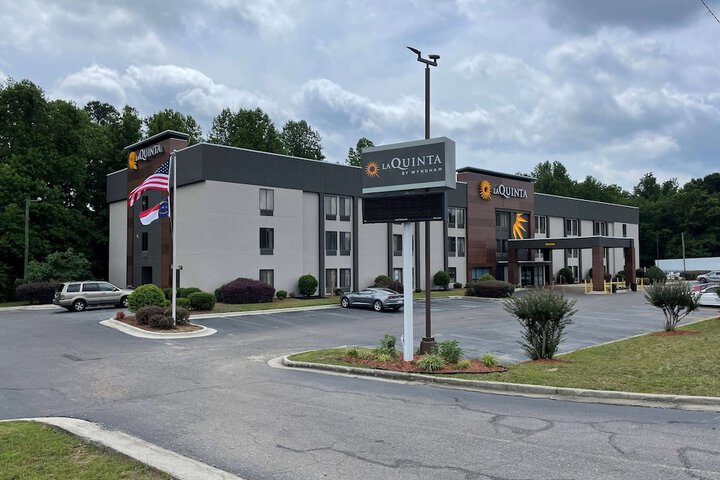 Hotel 3 of 44