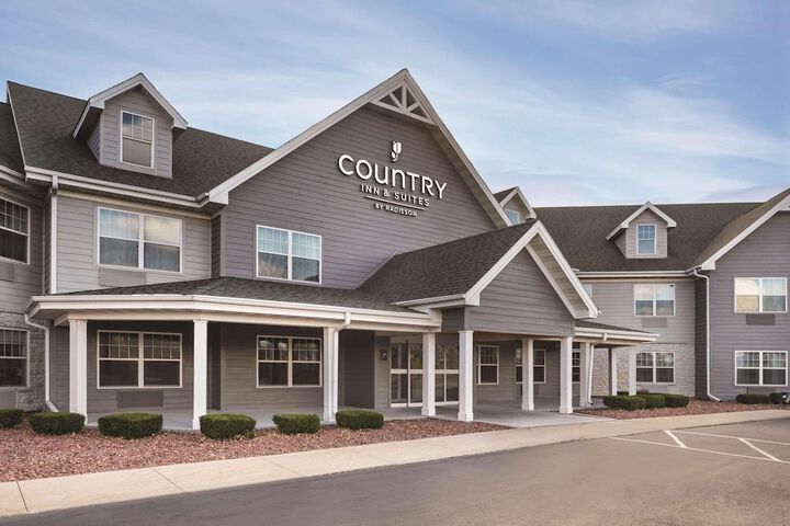 Country Inn & Suites by Radisson Germantown, WI