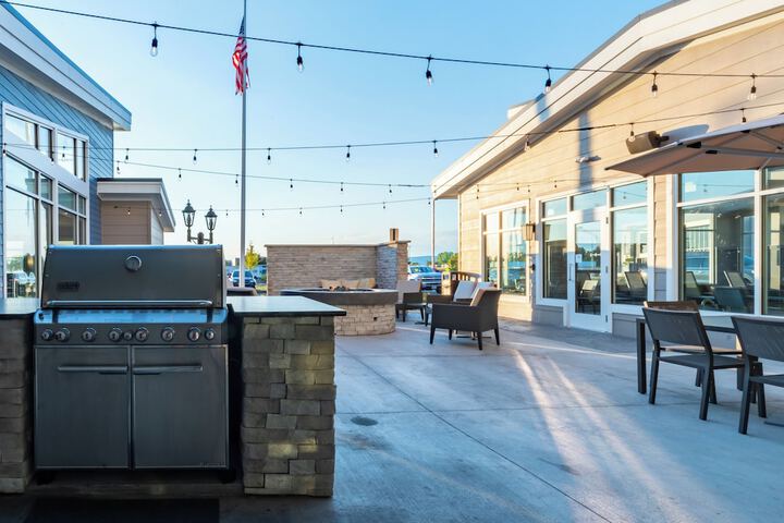 Terrace/Patio 43 of 44
