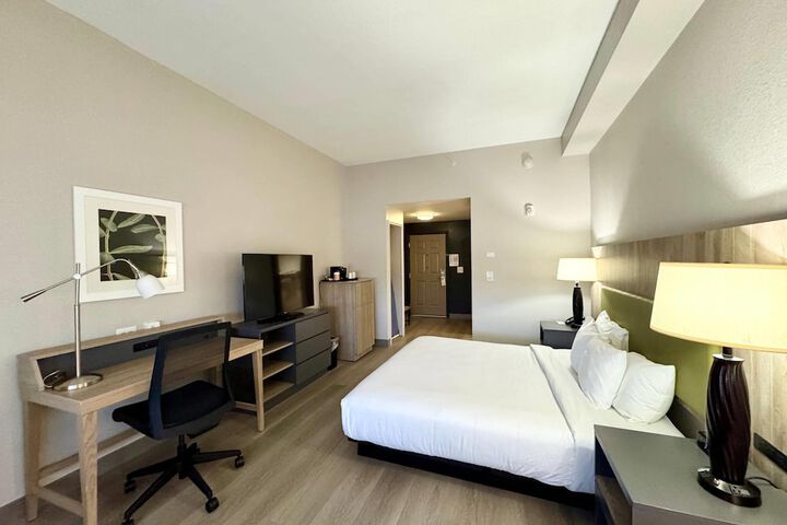 Country Inn & Suites by Radisson Port Charlotte, FL