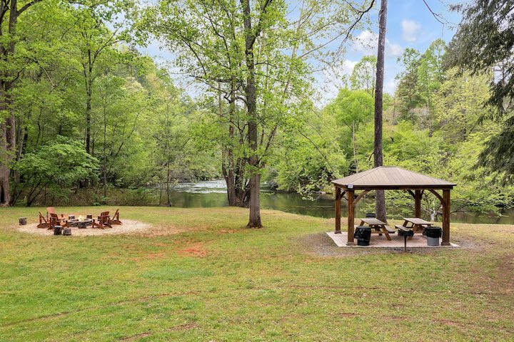 The Villas at Coosawattee River Resort