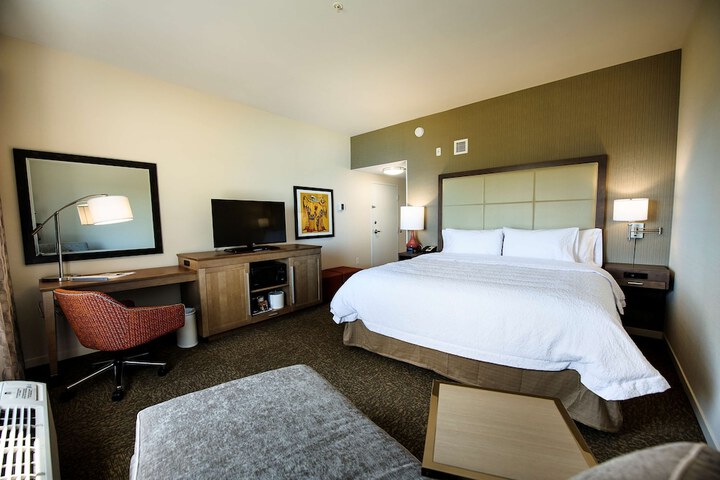 Hampton Inn & Suites by Hilton Truro