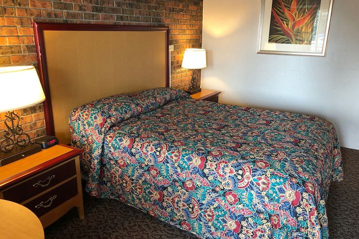 Room 25 of 53