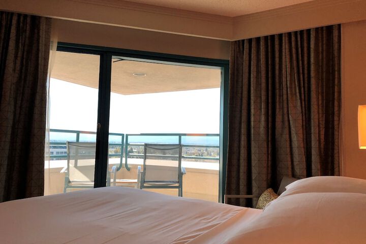 Room 27 of 54