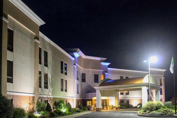 Hotel 5 of 63