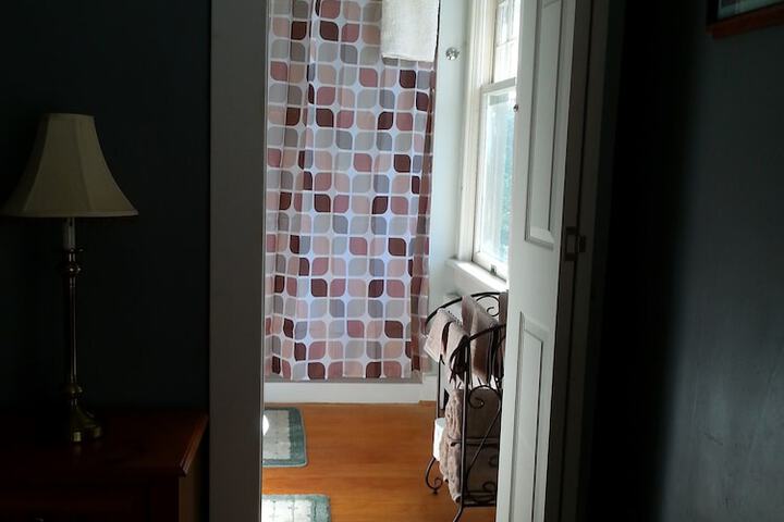 Room 29 of 35