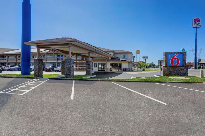 Motel 6 Anderson CA - Redding Airport
