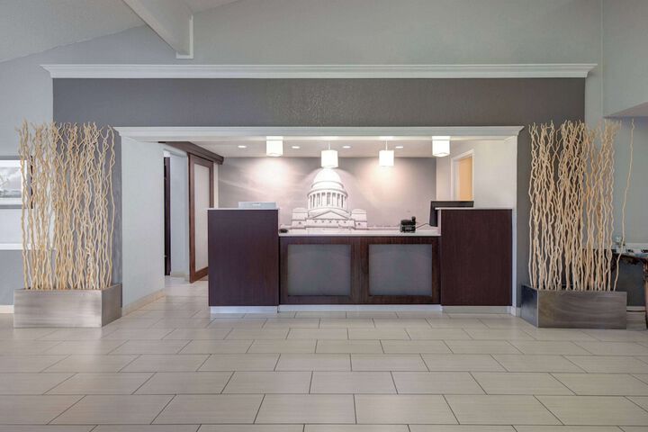 La Quinta Inn by Wyndham El Dorado