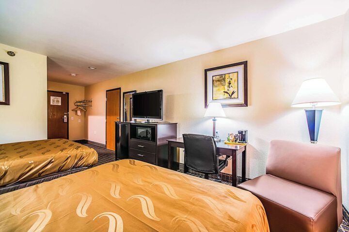 Room 38 of 60