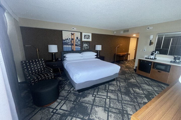 Room 31 of 51