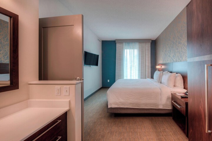 Room 40 of 87