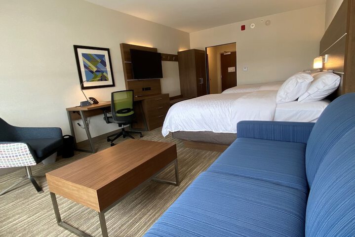 Room 22 of 46