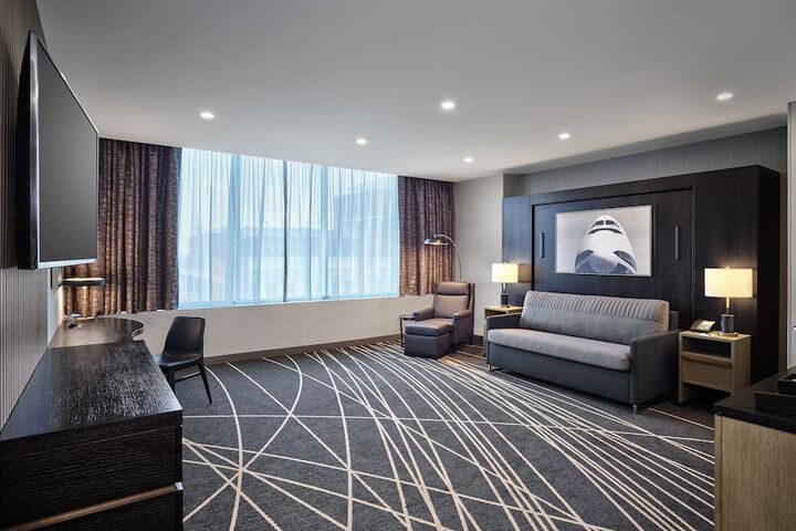 Loews Kansas City Hotel