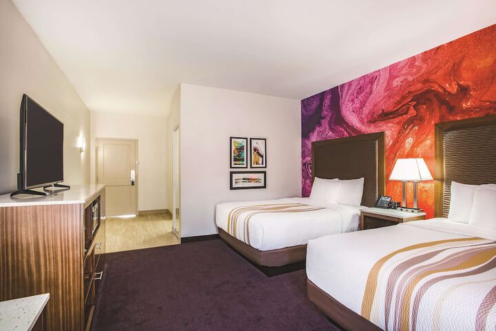 Room 8 of 26