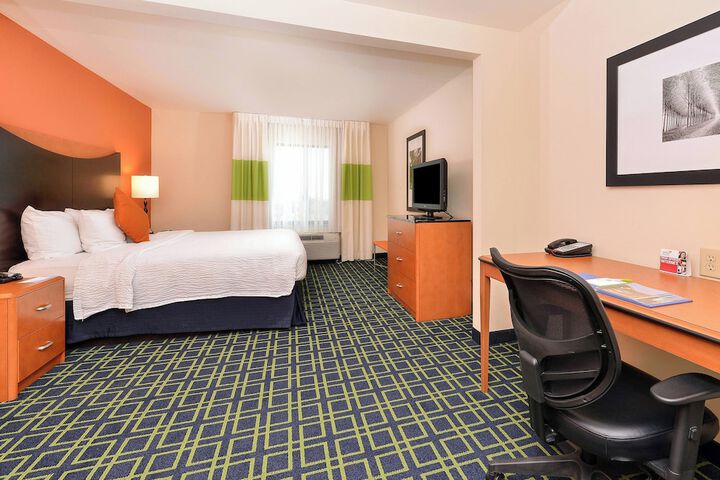 Room 15 of 42