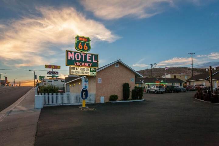 Hotel 6 of 37