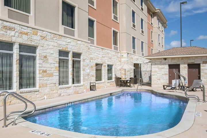 Pool 13 of 74