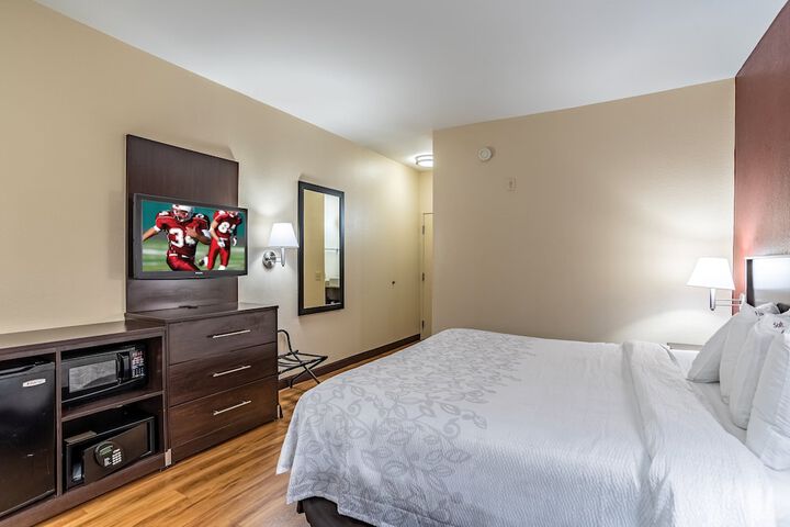 Room 30 of 34