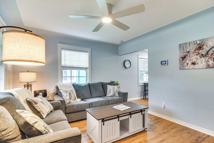 Pinellas Park Home: Swim Golf, Grill & More!