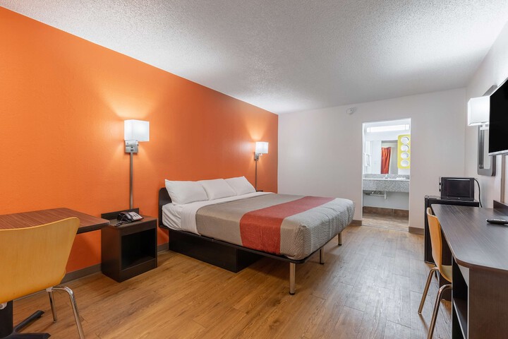 Motel 6 Bryan TX - University Area