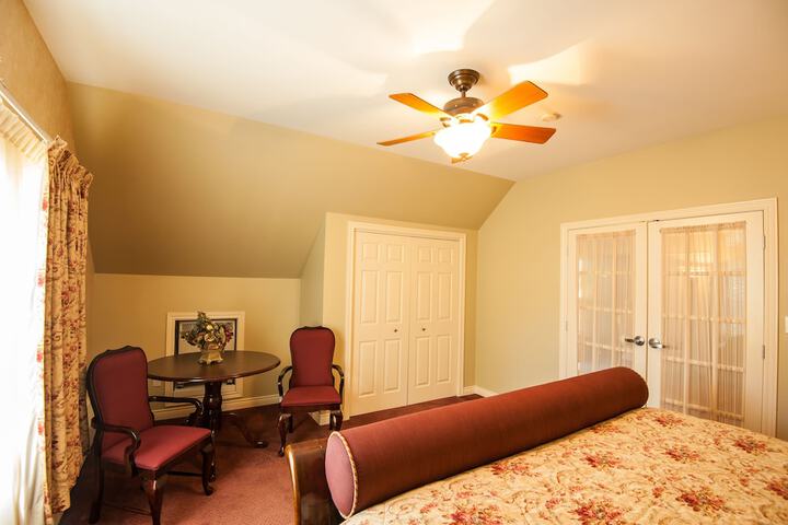Room 46 of 68