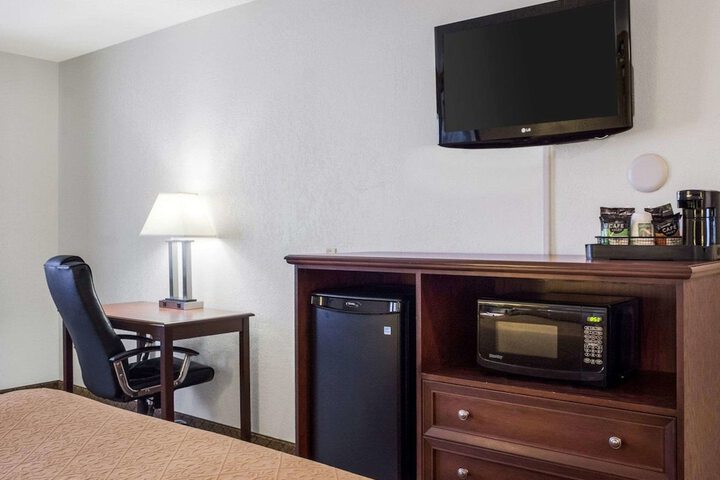 Quality Inn Oacoma - Chamberlain