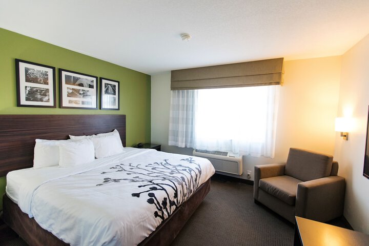 Sleep Inn & Suites Pleasant Hill - Des Moines