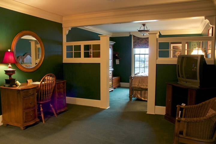 Room 13 of 39